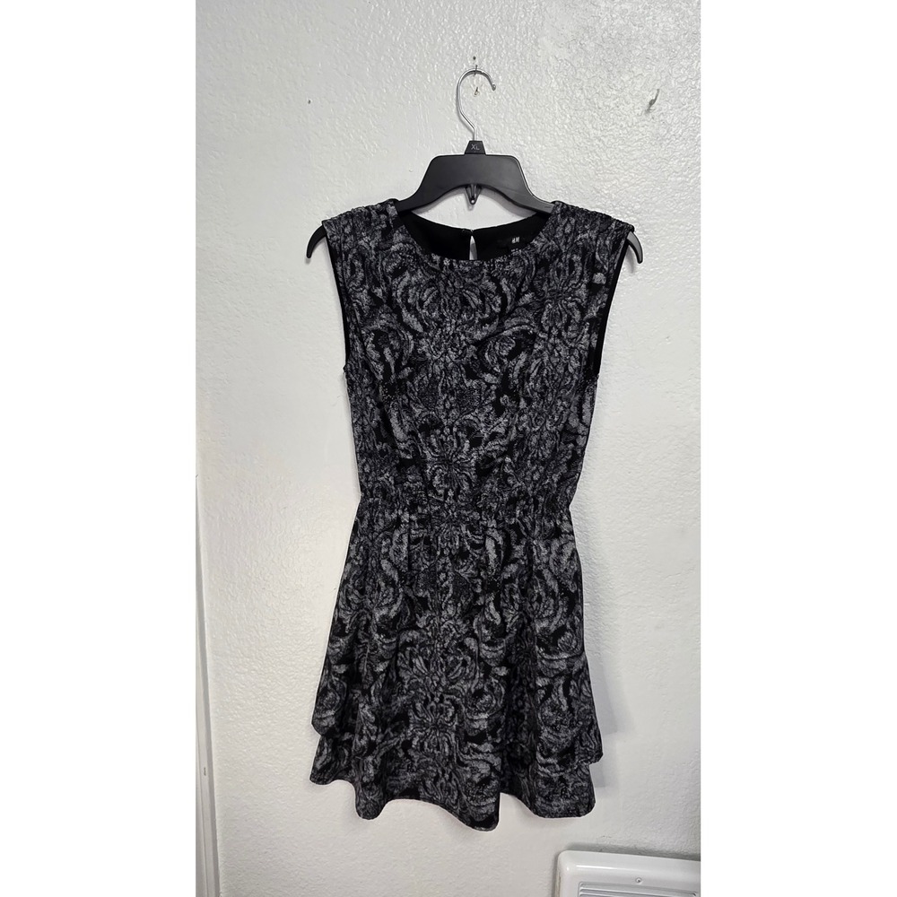H&M Paisley Damask Sleeveless Dress Womens Size 4 Black White Excellent